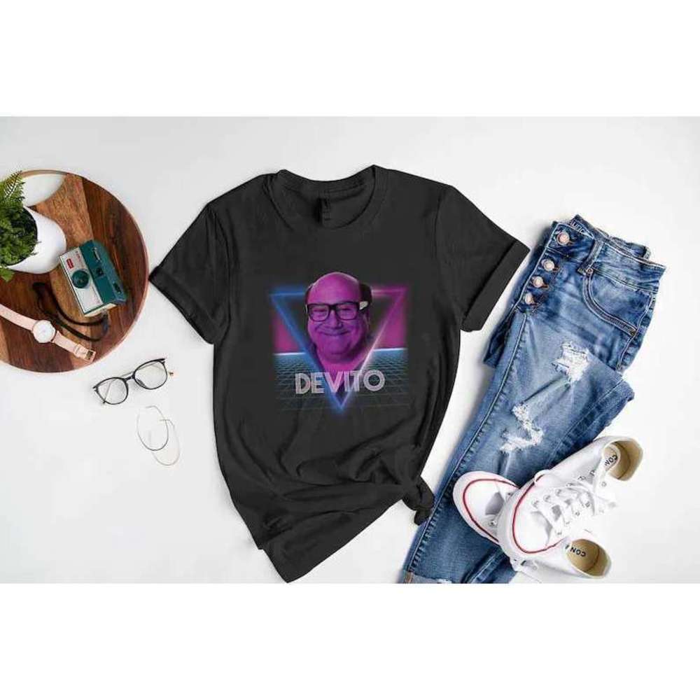 Danny DeVito Actor Film Icon Fan Graphic Unisex T-Shirt